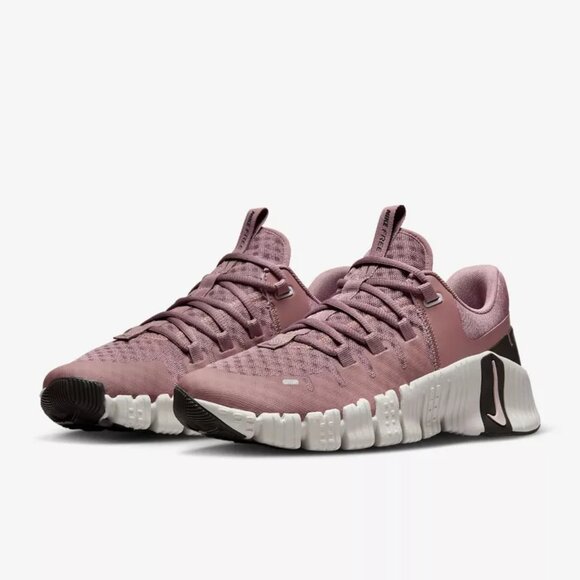 [NEW] Women's Nike Free Metcon 5 Workout Shoes DV3950-201 - Picture 5 of 8